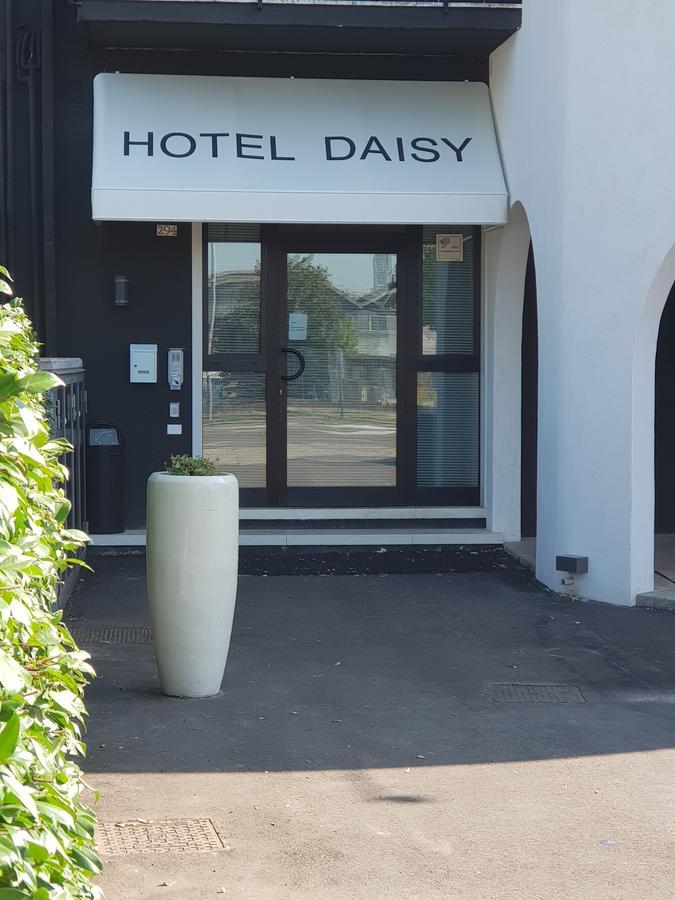 סן ג'יובאני לופאטוטו Hotel Daisy מראה חיצוני תמונה